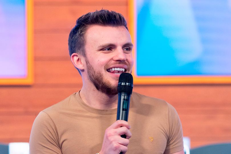 Comedian Lee Peart talks new wine podcast with Alan Carr and working at Cleethorpes Tesco